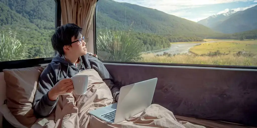 digital nomad family